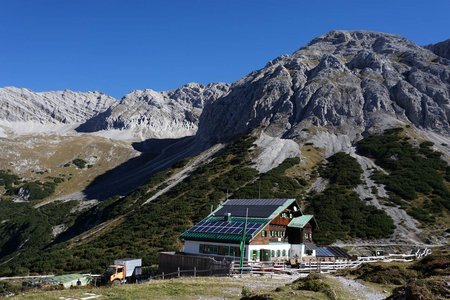 Tag 1: Hafelekarhaus – Mandlscharte - Pfeishütte