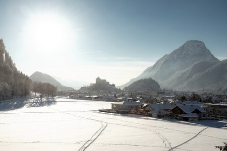 Erlebnisreiche Spuren im Winterurlaub