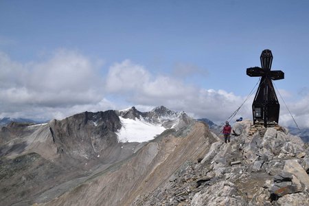 Vordere Kendlspitze (3085 m) von der Goldriedbahn